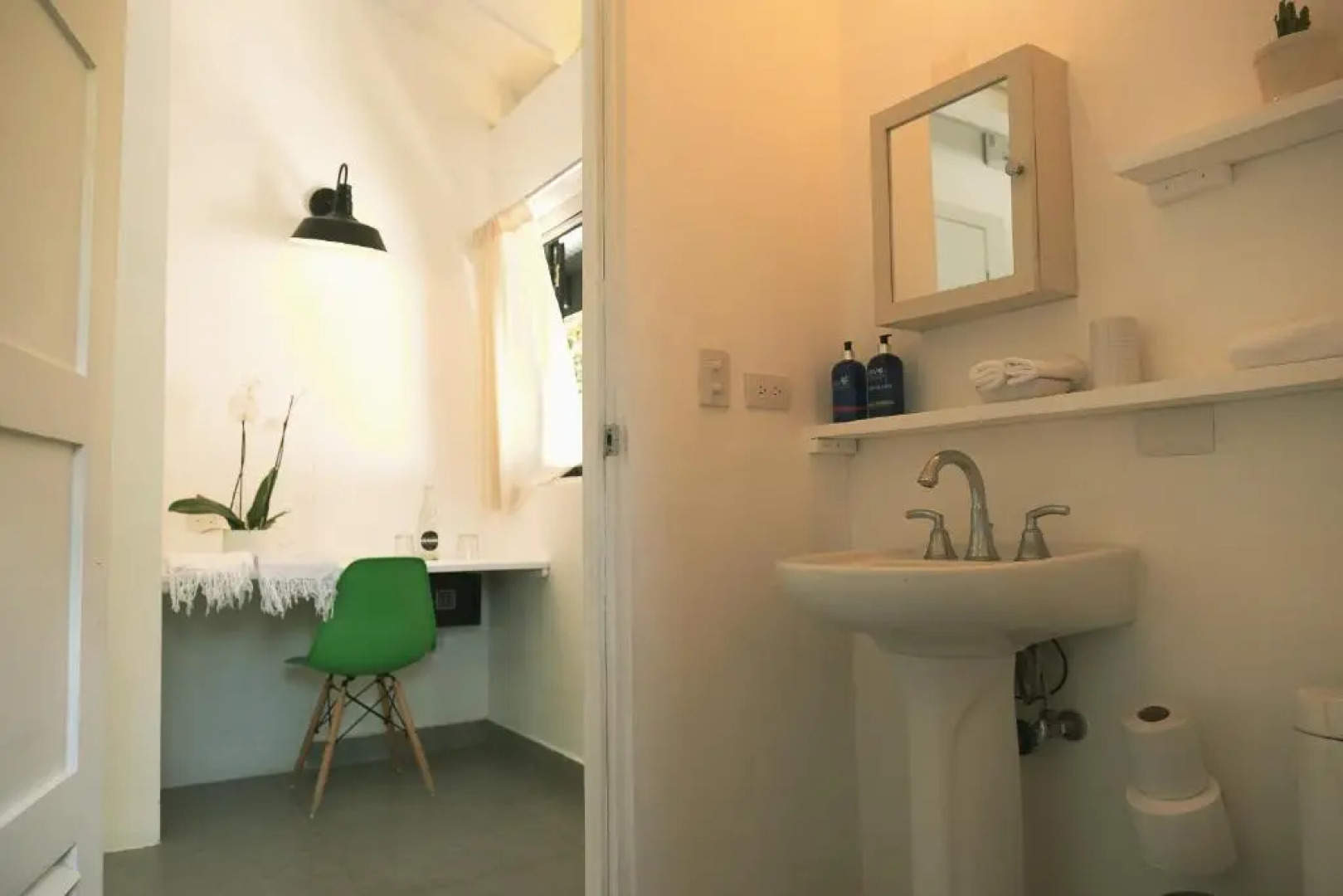 La Negra Surf Hotel & Soda