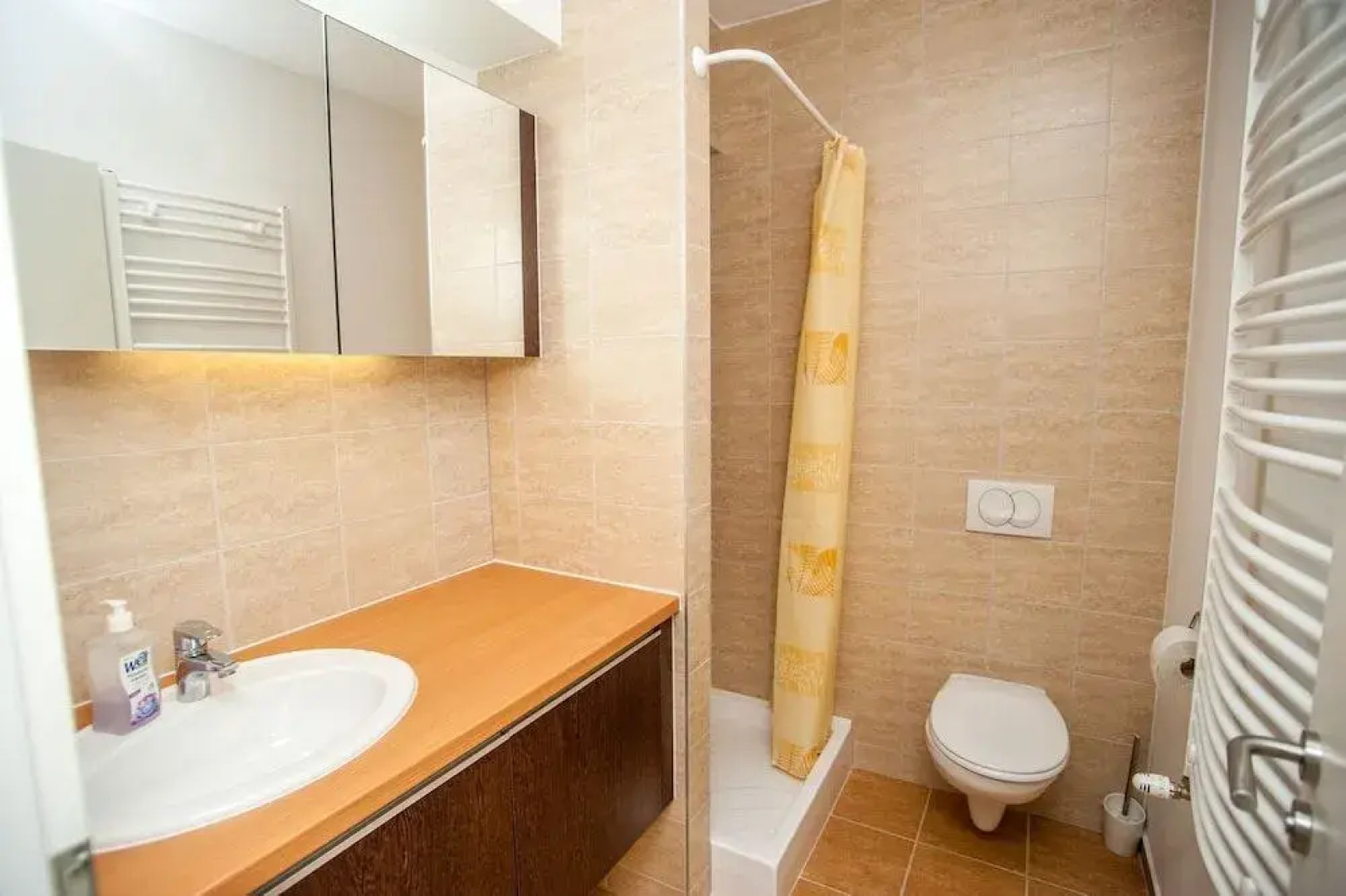 BL YachtClub & Apartments