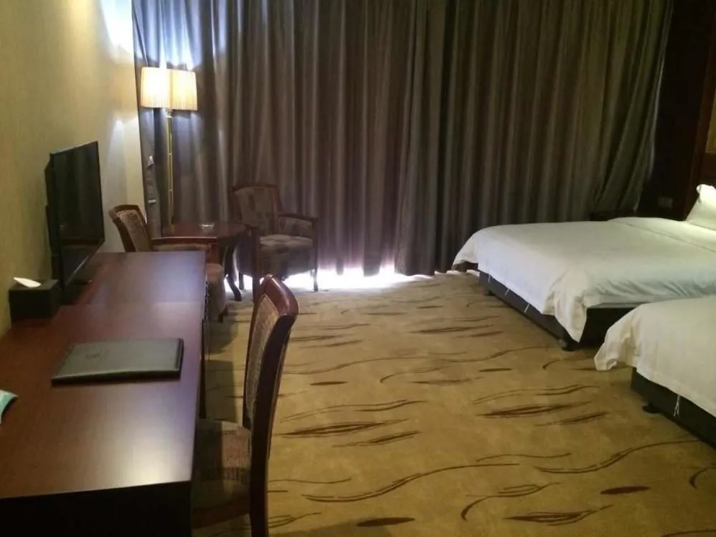 Shengshi Holiday Hotel