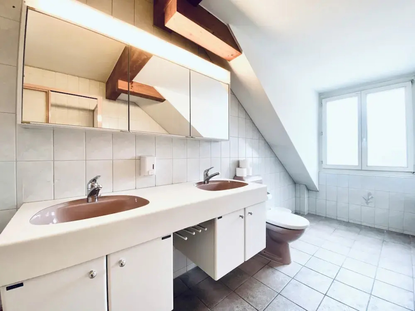 ZIMMERzuVERMIETEN.ch Flumenthal SO