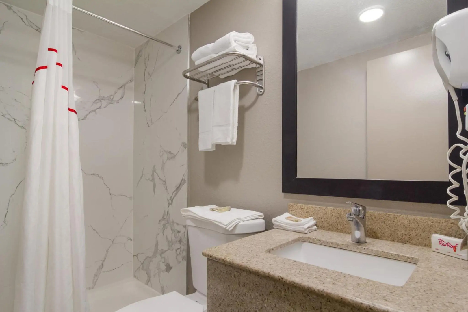 Red Roof Inn & Suites Brunswick I-95