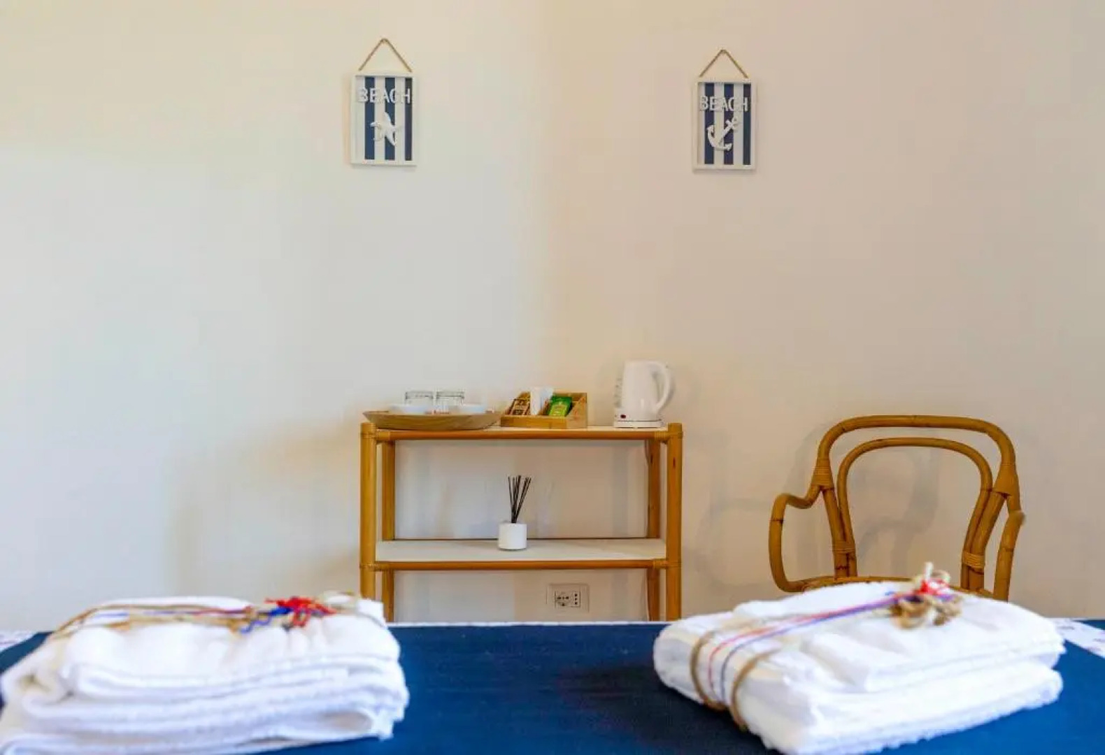 Villa Curiazzi Guesthouse Viale la Pelosa 16