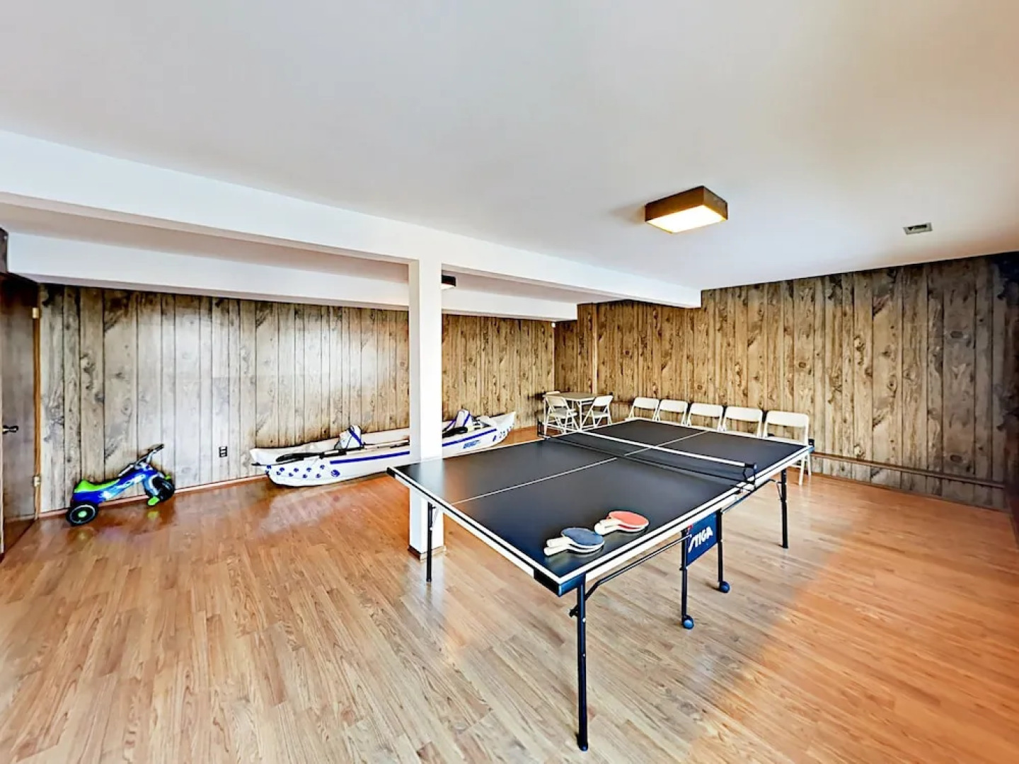 Puget Sound Views with Private Beach by RedAwning