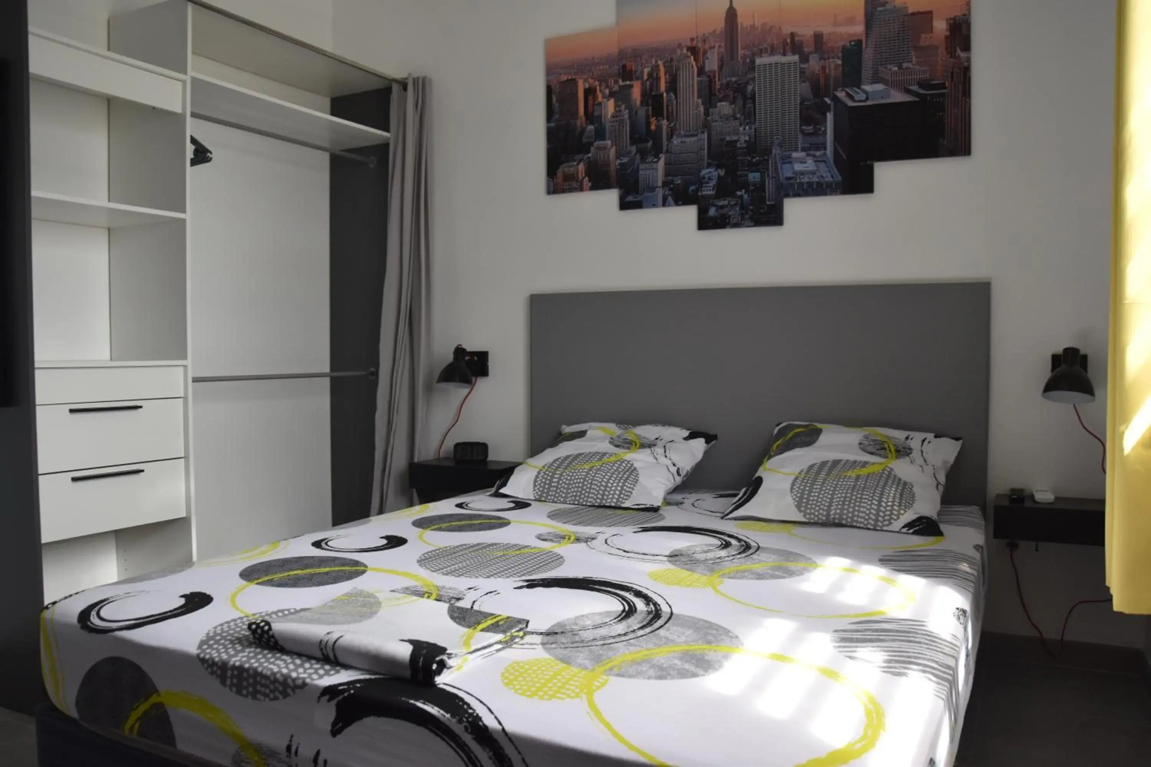 Haut de villa dans son écrin de verdure