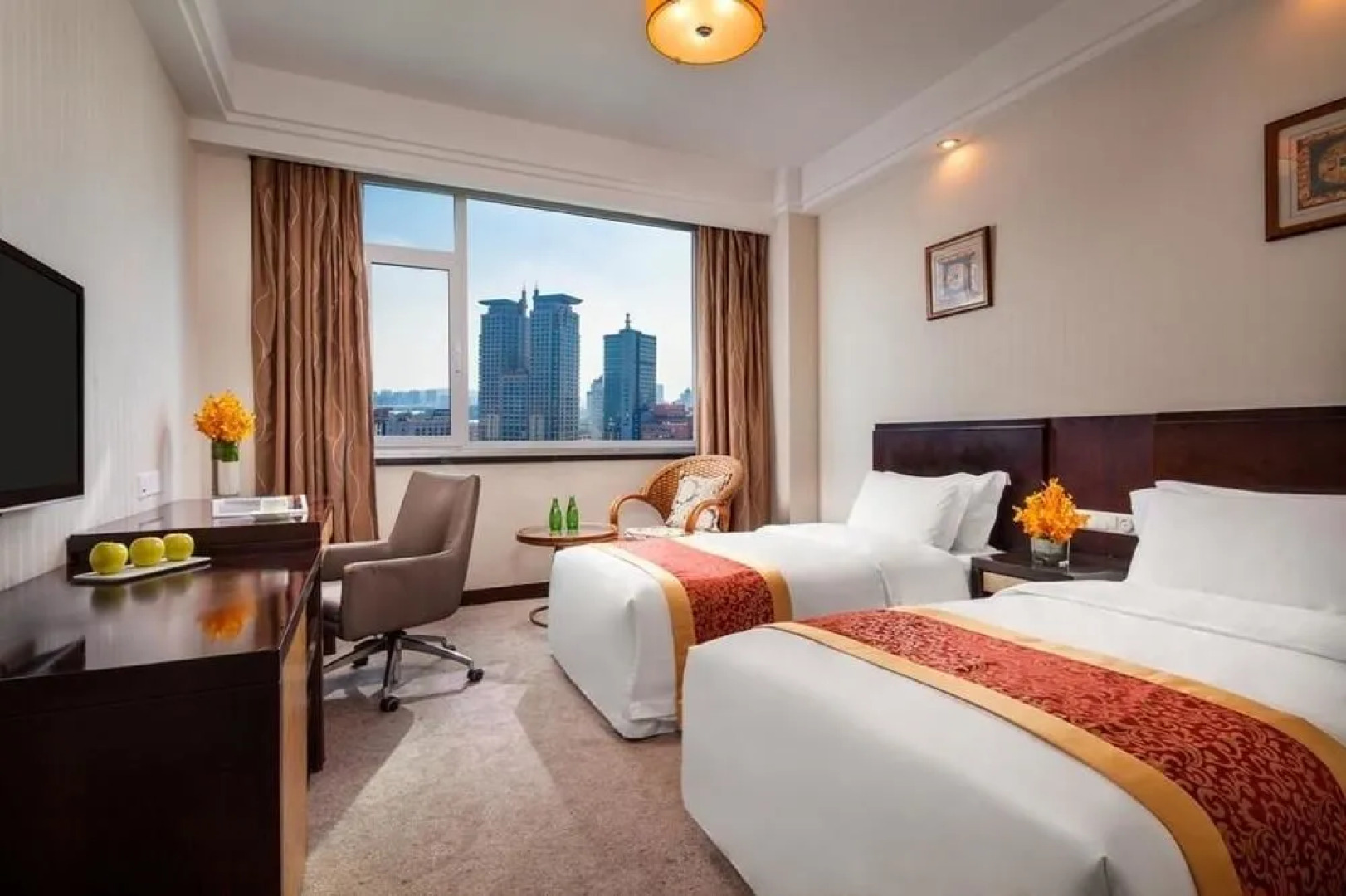 Jinan Luneng Xinyi Hotel