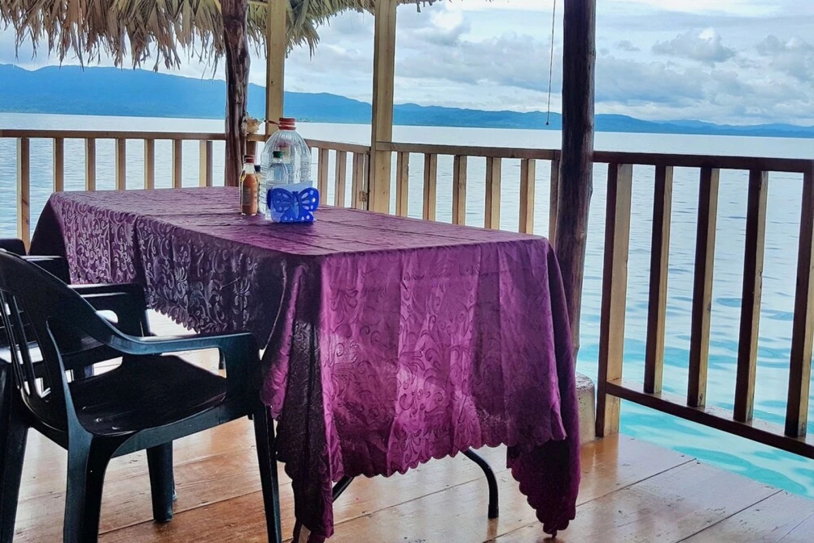 San Blas Private Over-the-Water Cabin