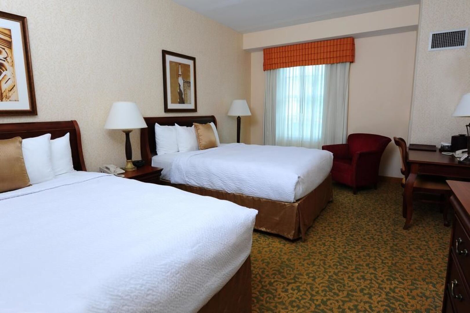 Stonewall Jackson Hotel Cc