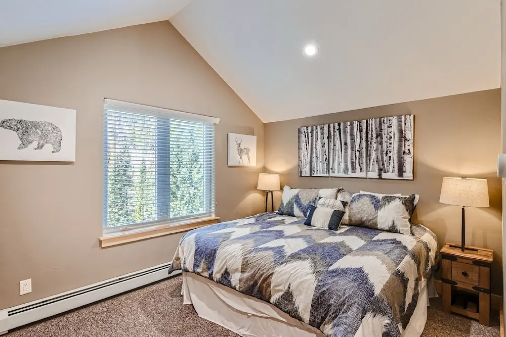 Twin Creek Lodge 7 Bedroom Home by RedAwning