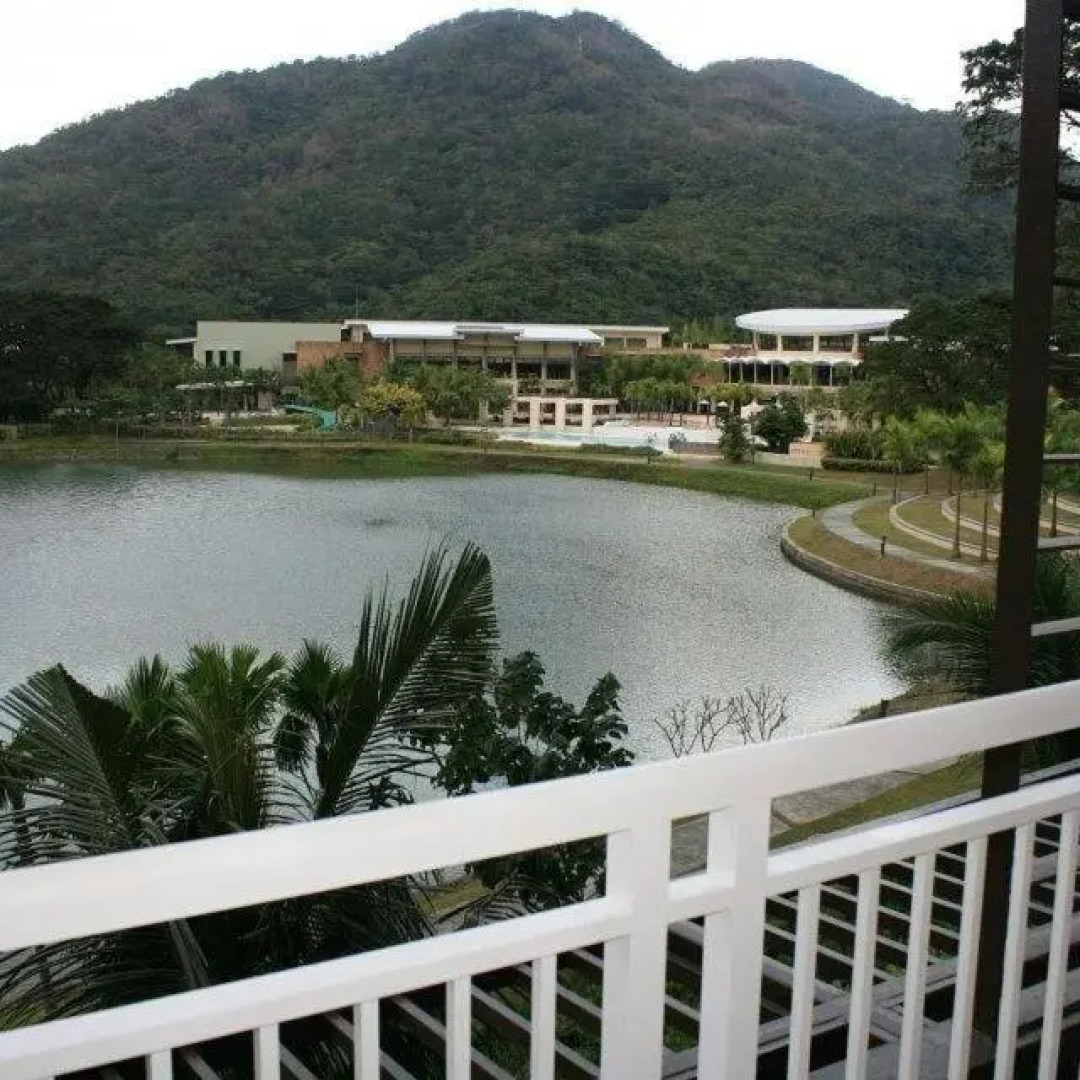 Luxurious Family Room Pico de Loro