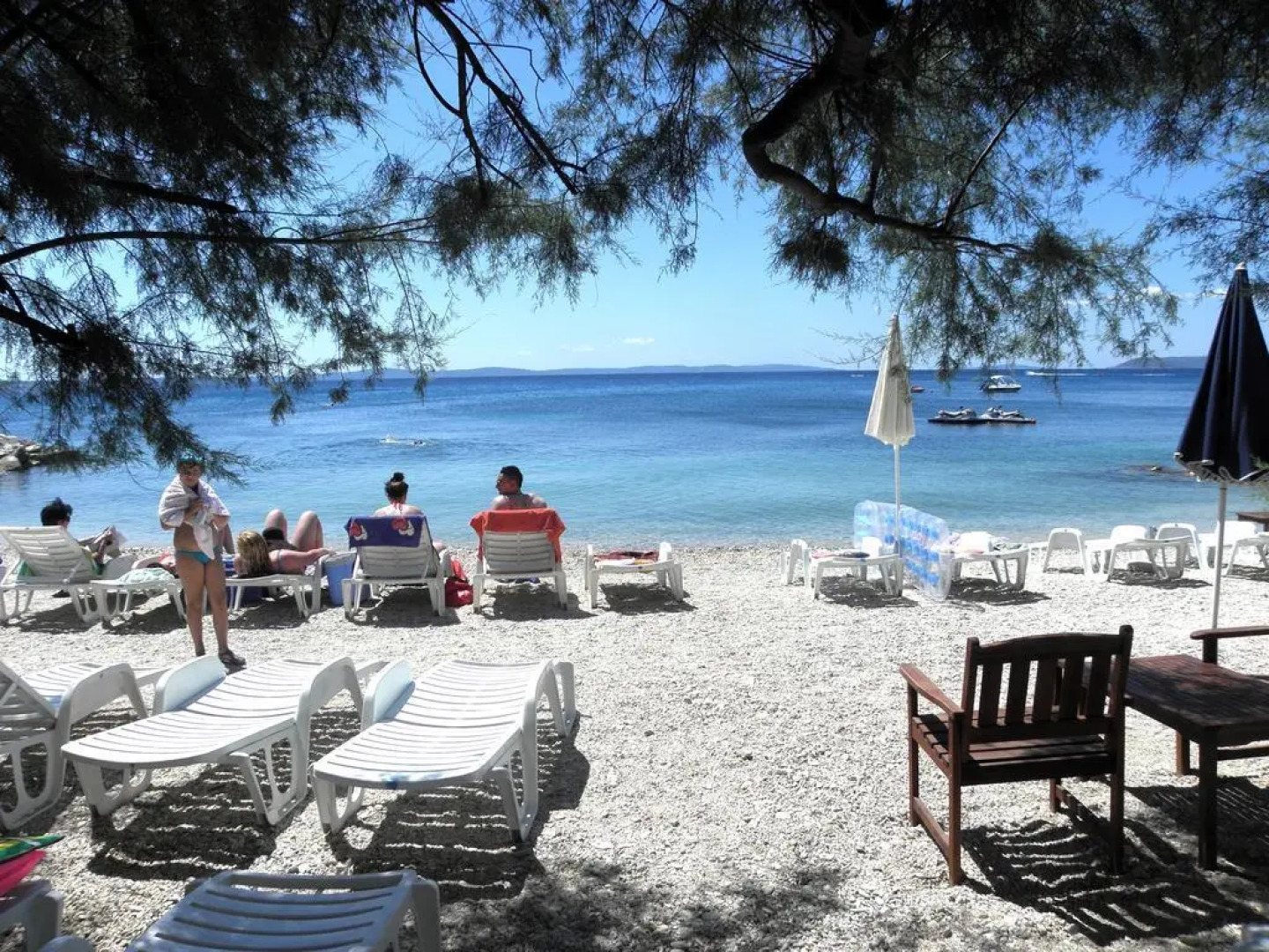 Beachfront Villa Mediteran