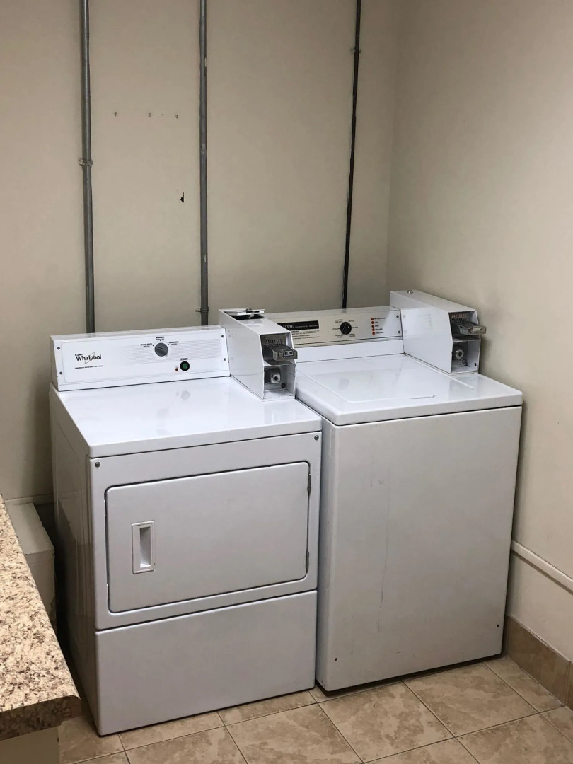 La Quinta Inn & Suites by Wyndham Fayetteville I-95