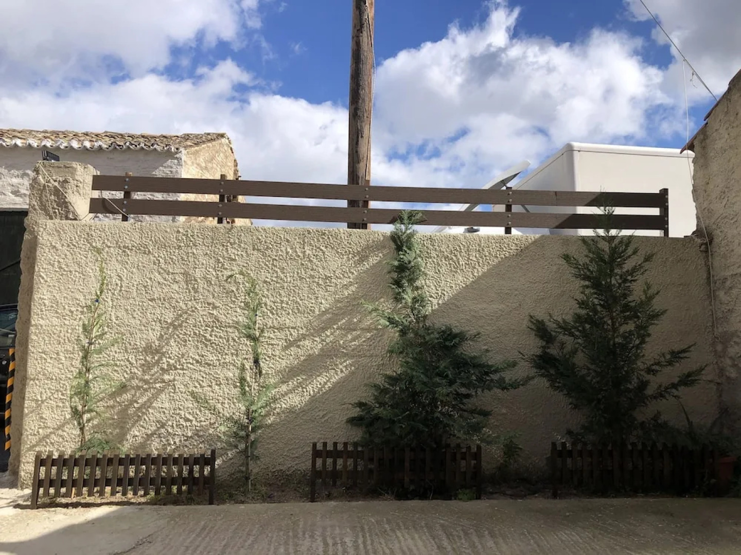 Lemon Tree Suites Near ATH Airport