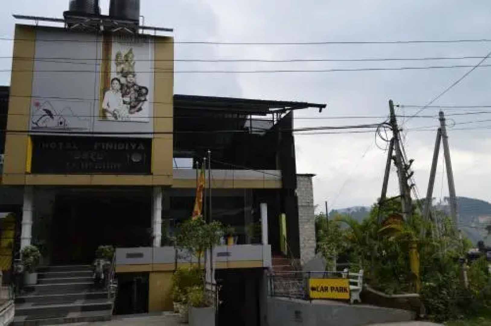 Pinidiya Hotel