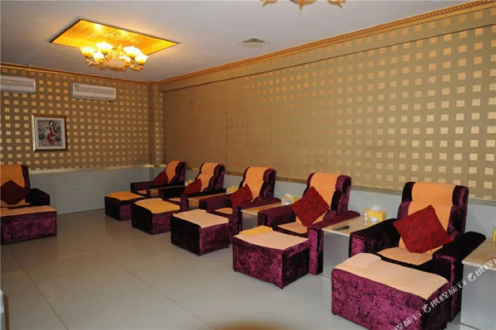 Yangshan Baoheng Business Hotel