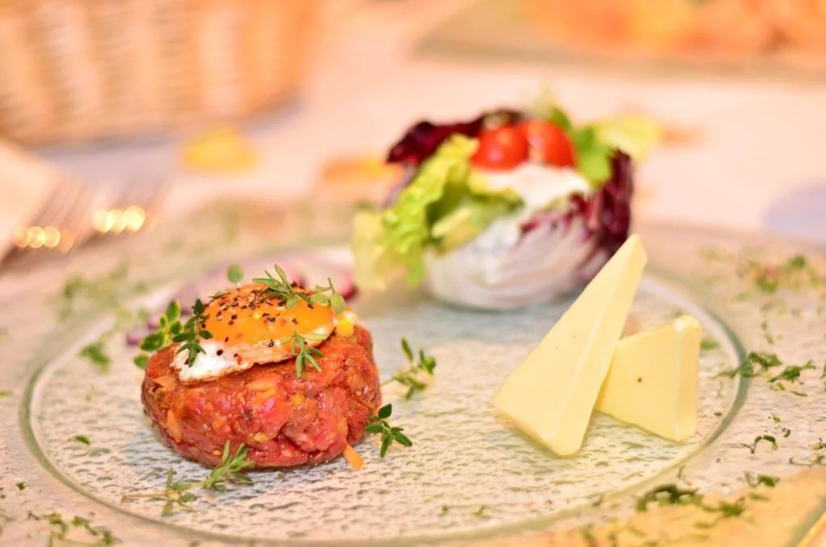 G.H. Knoll "Proellhofer" Cafe Bar Hills