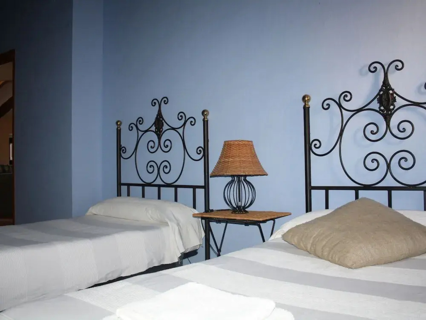 Cozy Cottage in Subirats With Swimming Pool