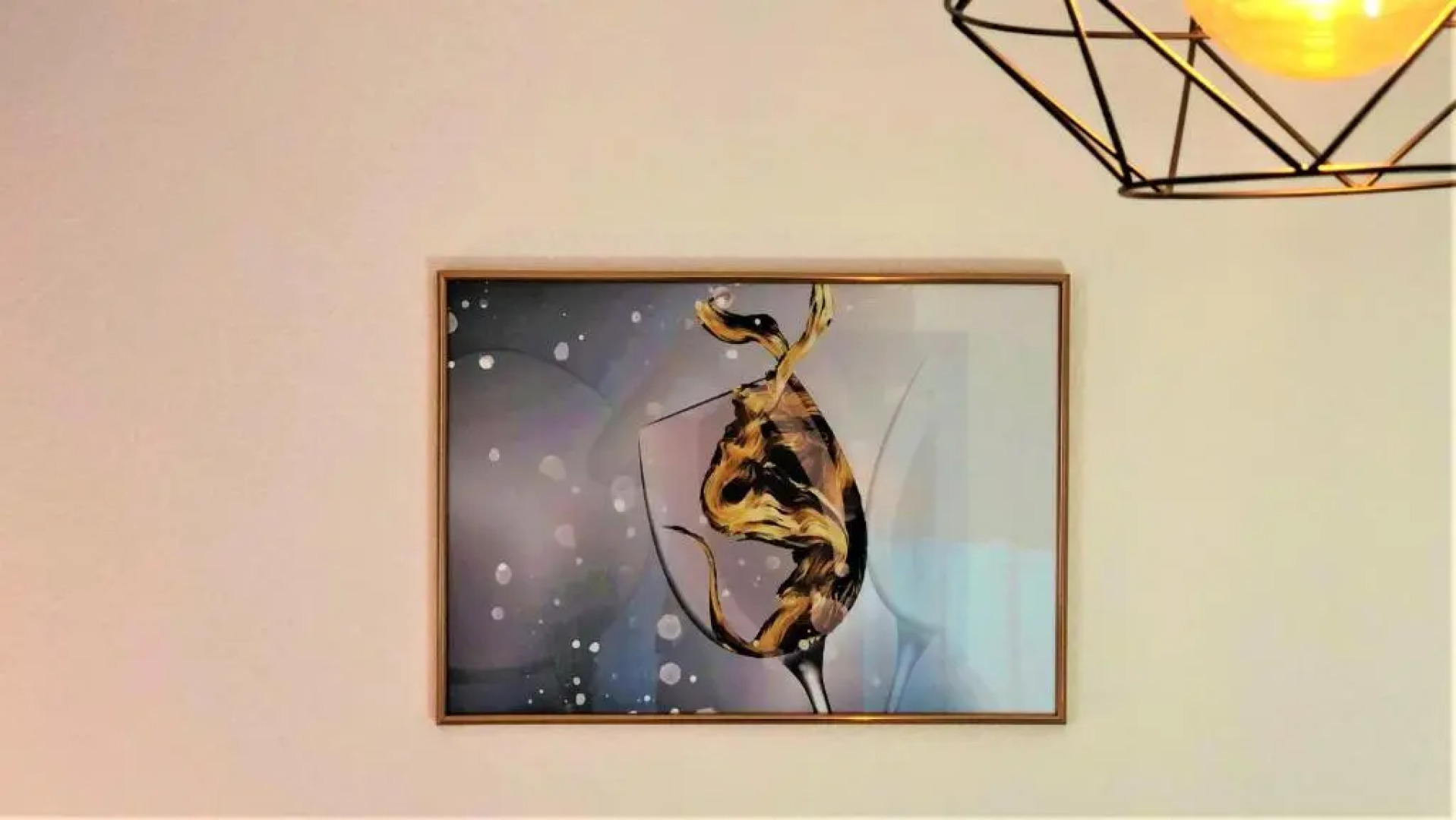 Central-Modern-Luxury, The Fine Wine by SA-Grandeur