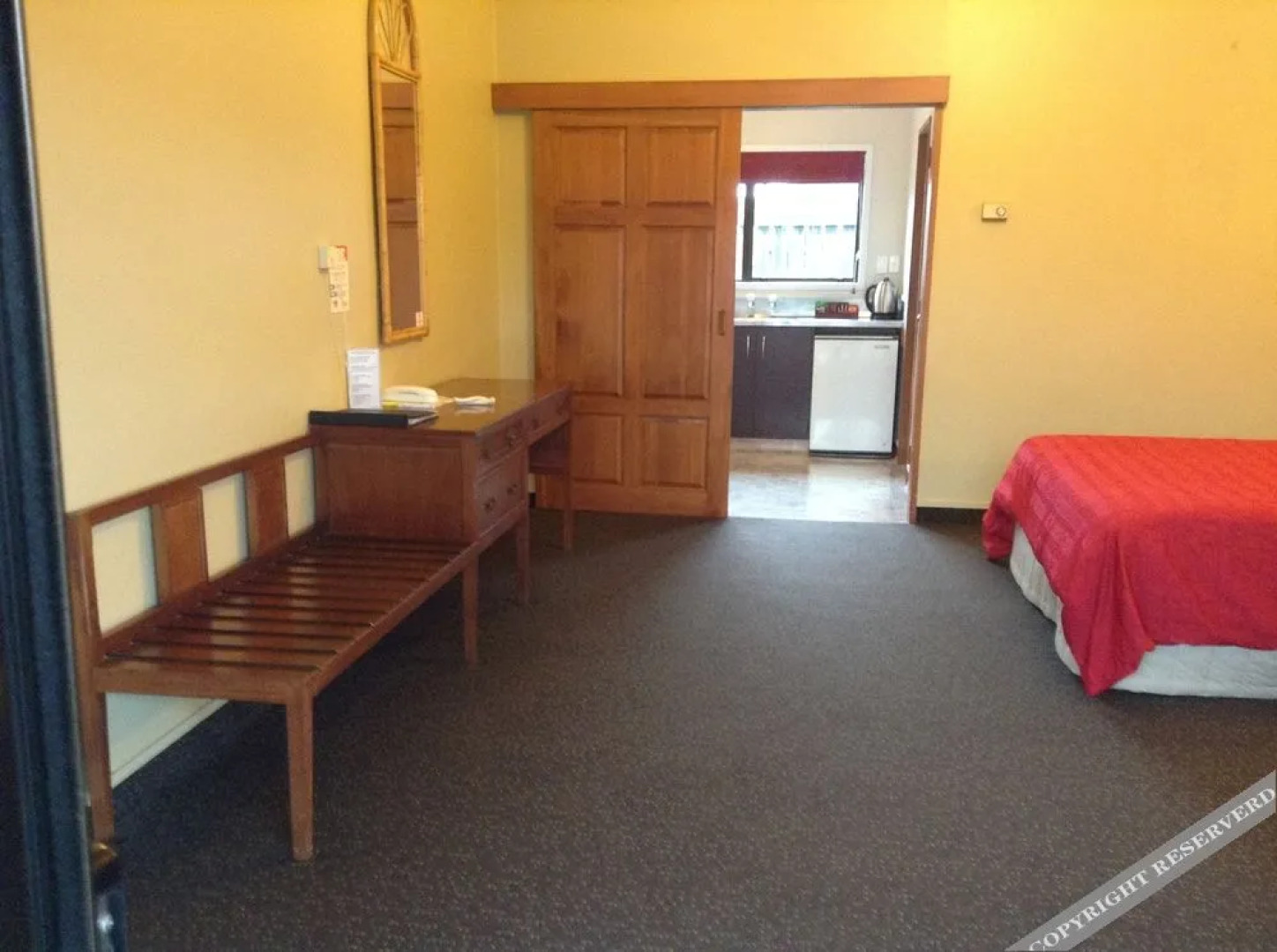 The Highwayman Motel