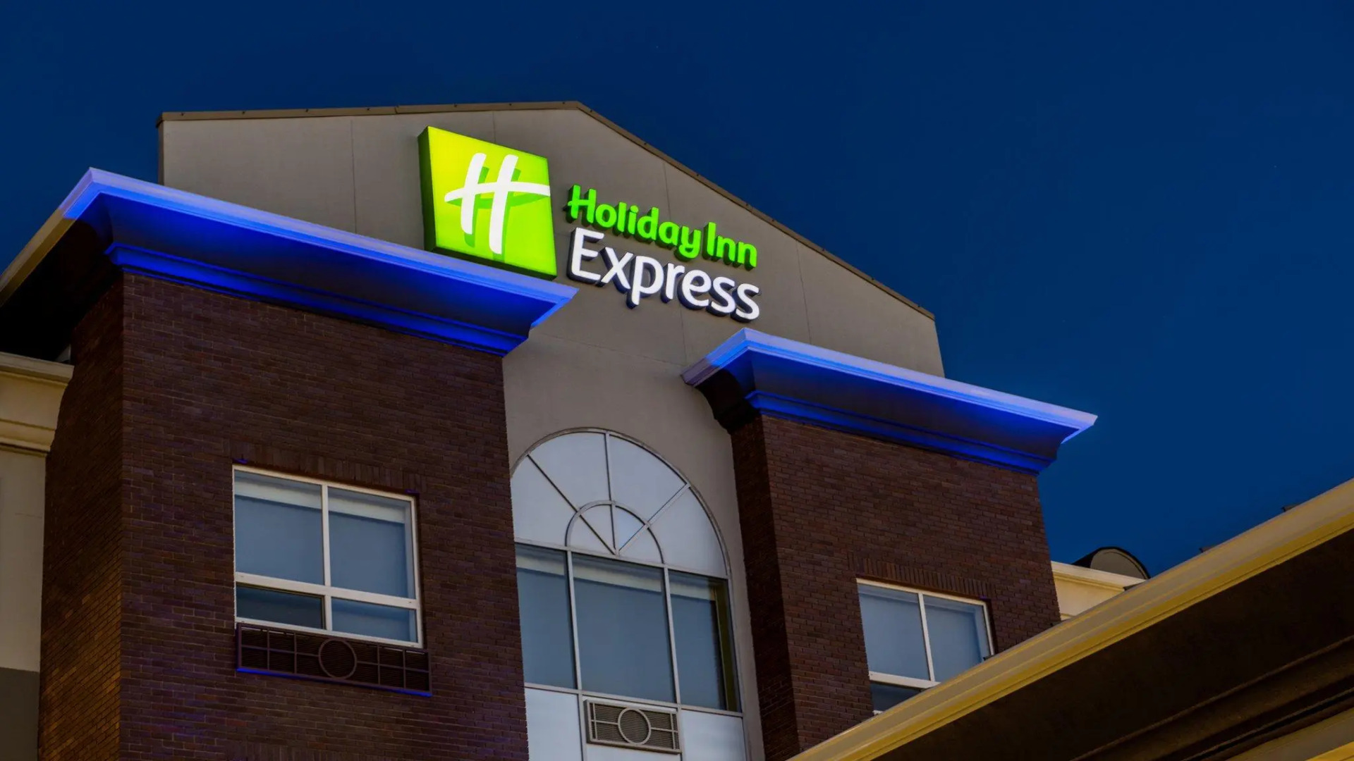 Holiday Inn Express Hotel & Suites Airdrie-Calgary North by IHG