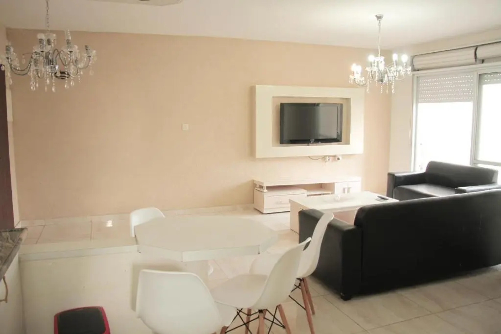 Beautiful 3 Bedroom Apartment