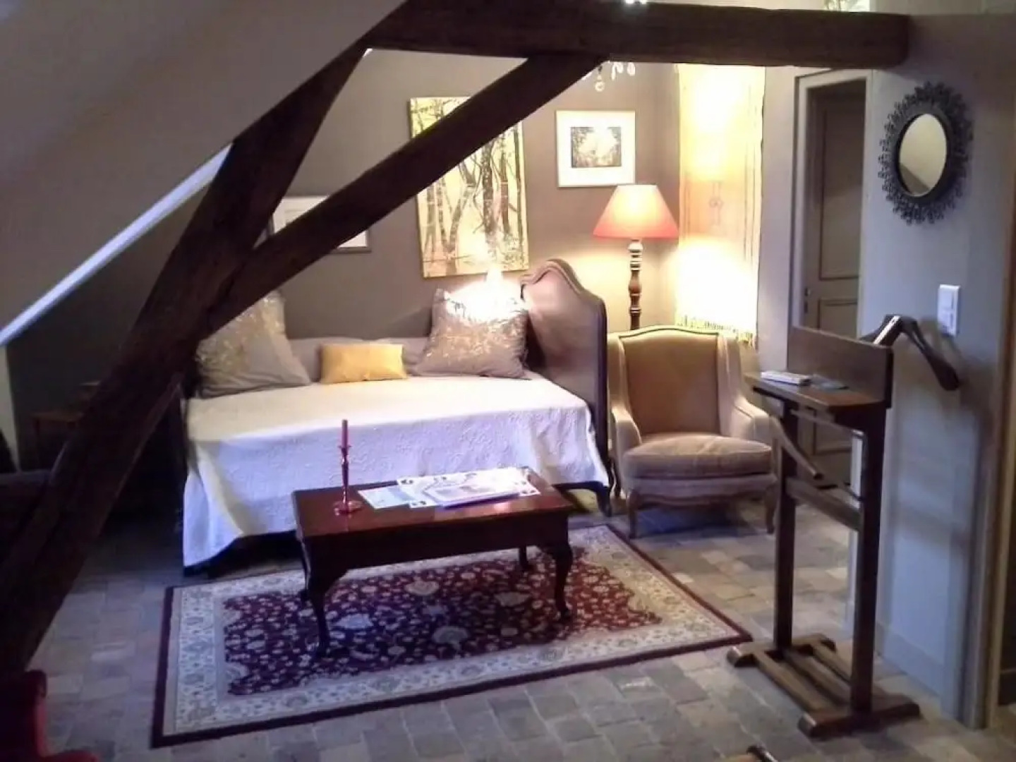 Au 16 Place Saint Louis