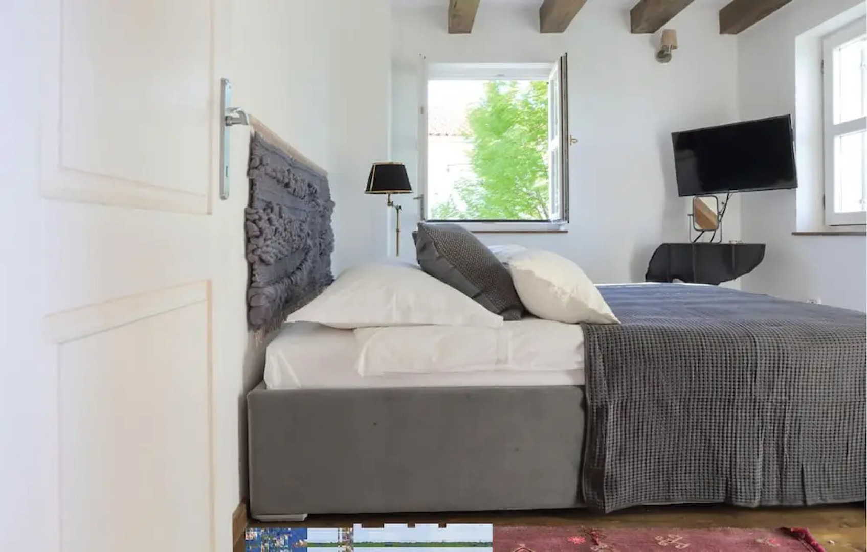 Stunning Home in Liznjan With Sauna, Wifi and 4 Bedrooms