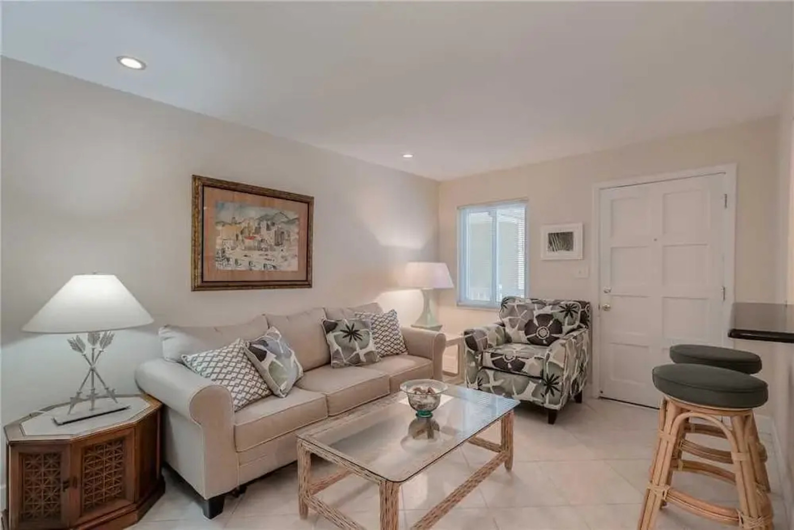 Waves 17 - One Bedroom Condo