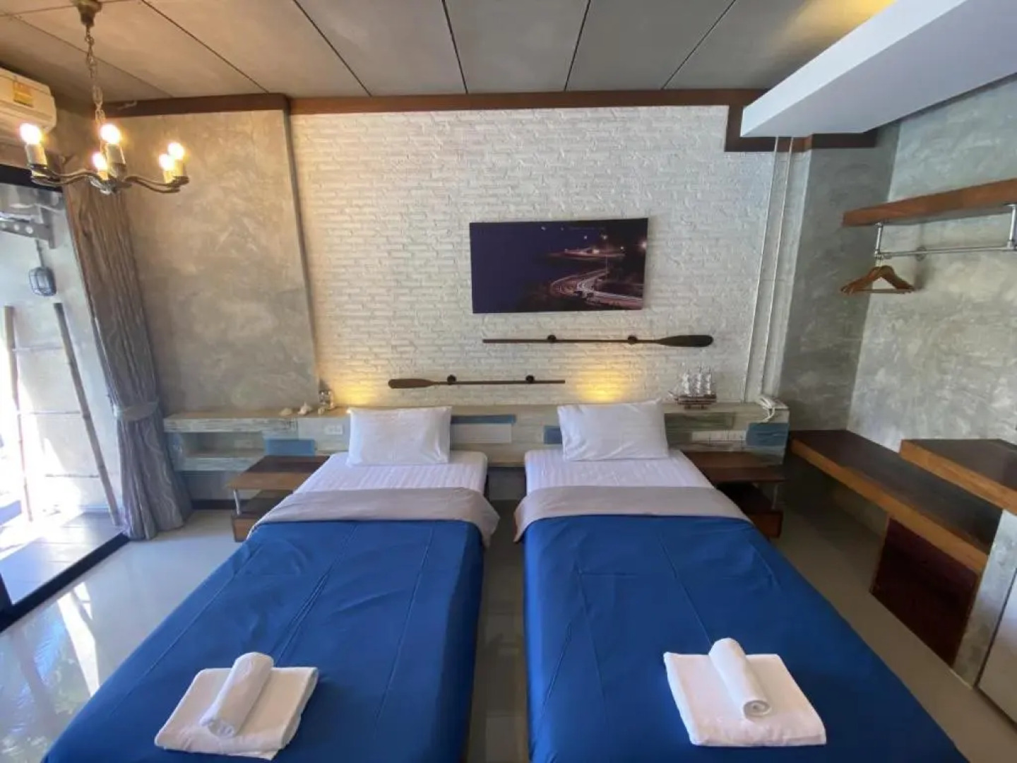 Windy Sea View Resort