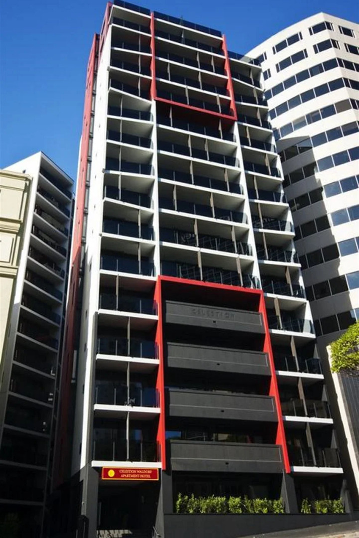 Celestion Waldorf Apartments Hotel