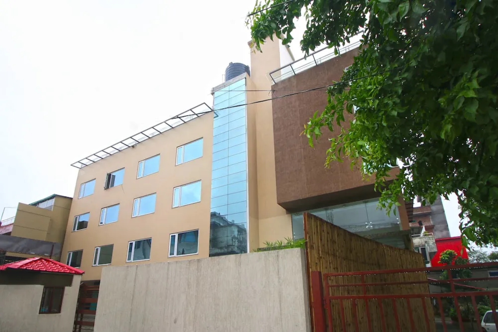 OYO 6090 Hotel Park View Premium