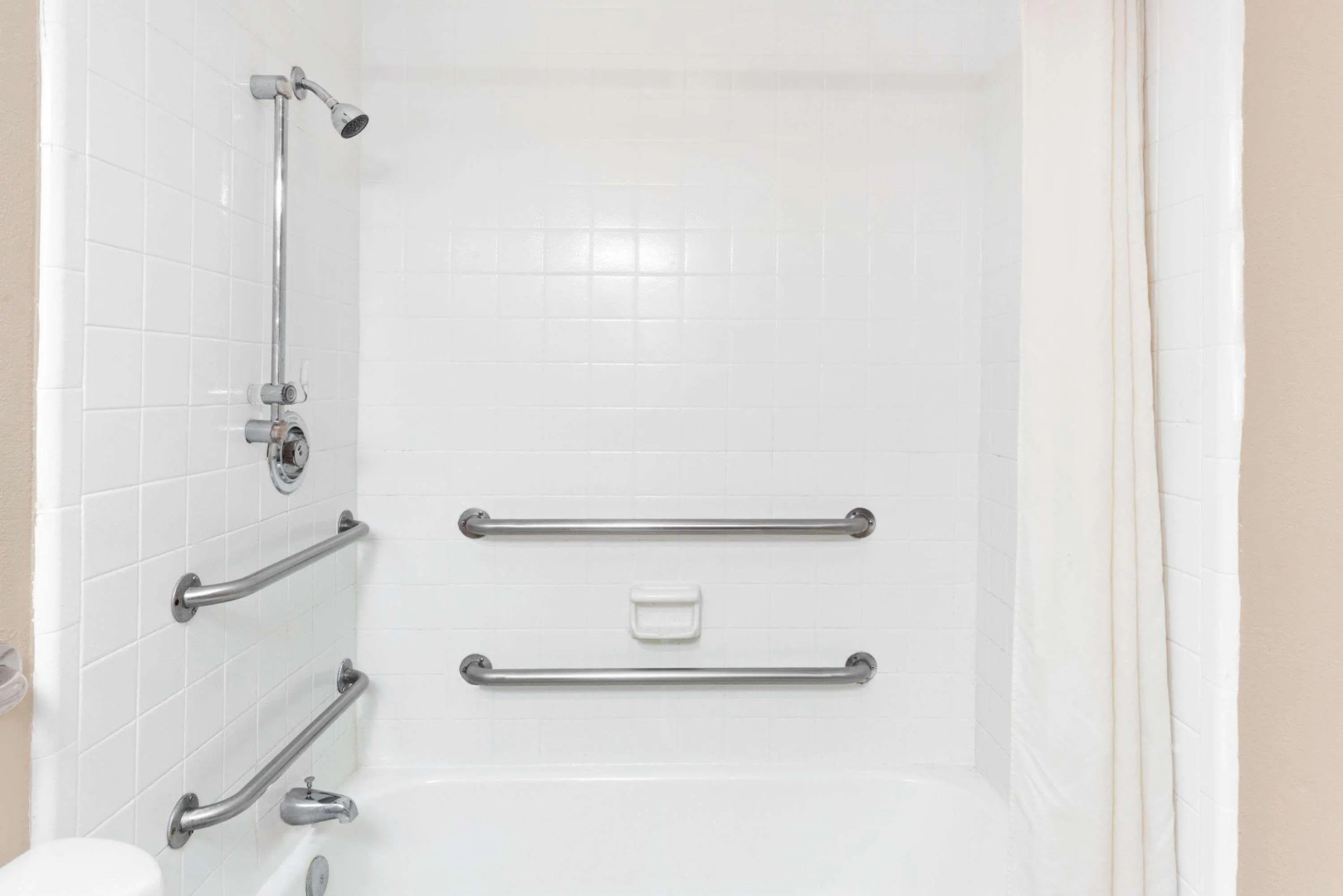 Super 8 by Wyndham Carrollton GA