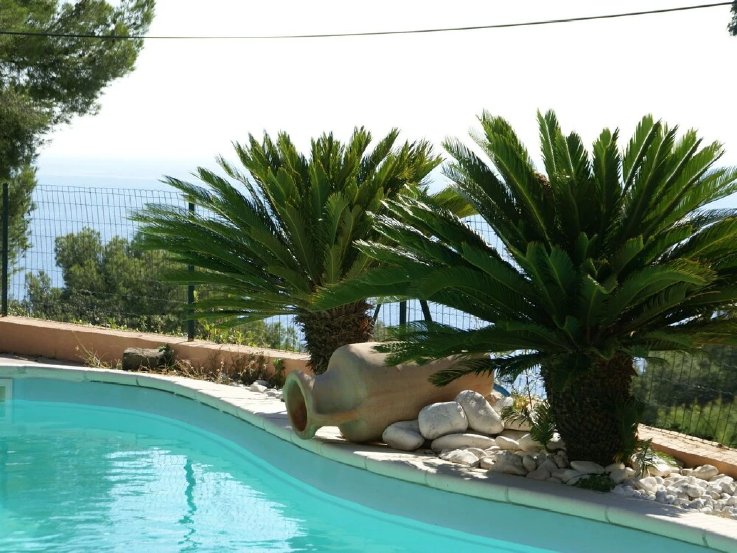 Cozy Holiday Home in Carqueiranne With Swimming Pool