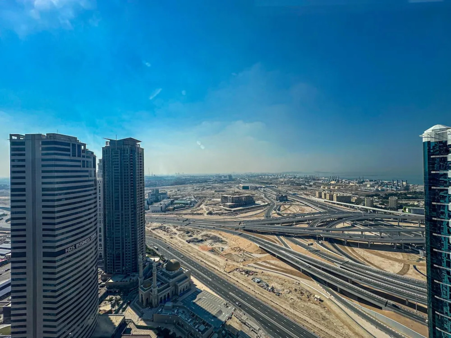 HiGuests - Laguna Tower