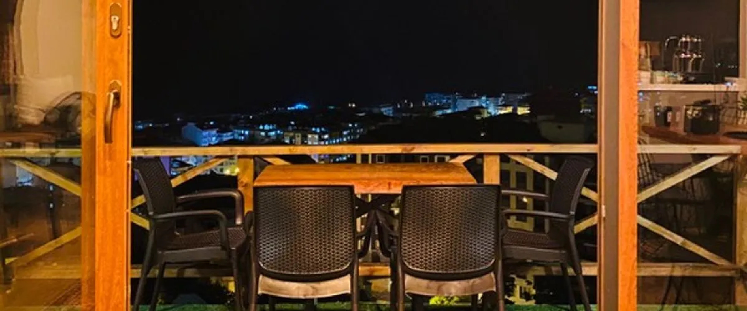 Lavinya Suit Bungalov