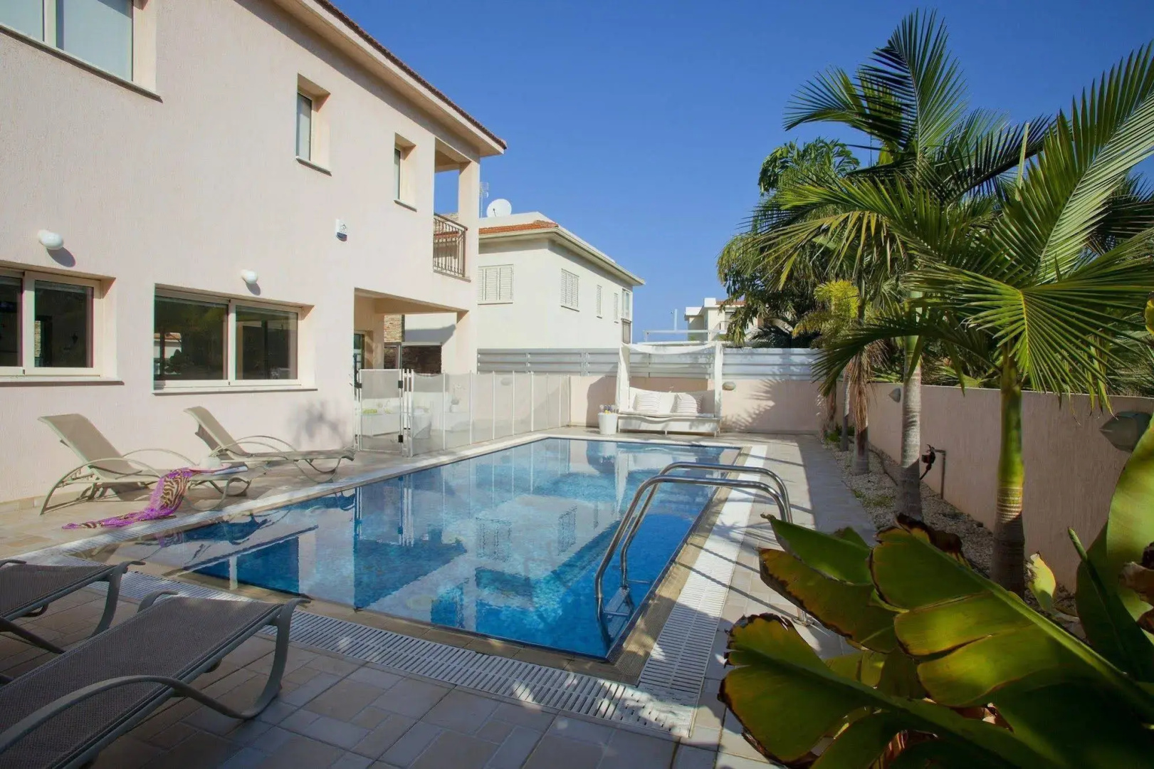 Michelle Pernera Villas