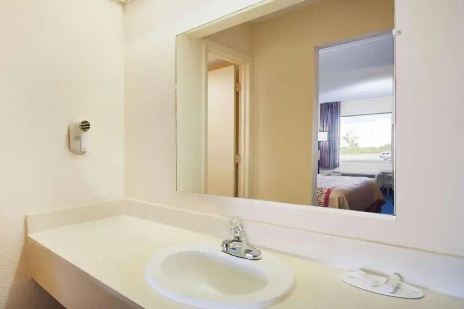 Days Inn By Wyndham Greeneville Tn