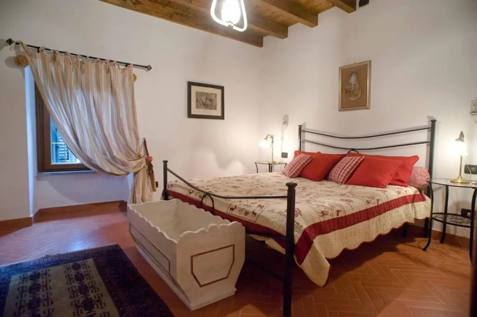 Casa Boru - a beautiful fully restored spacious house with fantastic views