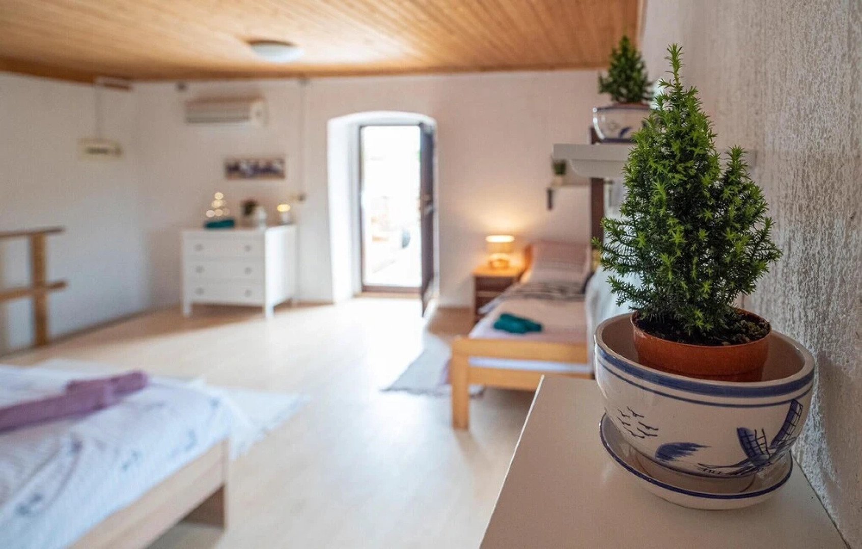 Beautiful Home in Rava With Wifi and 1 Bedrooms