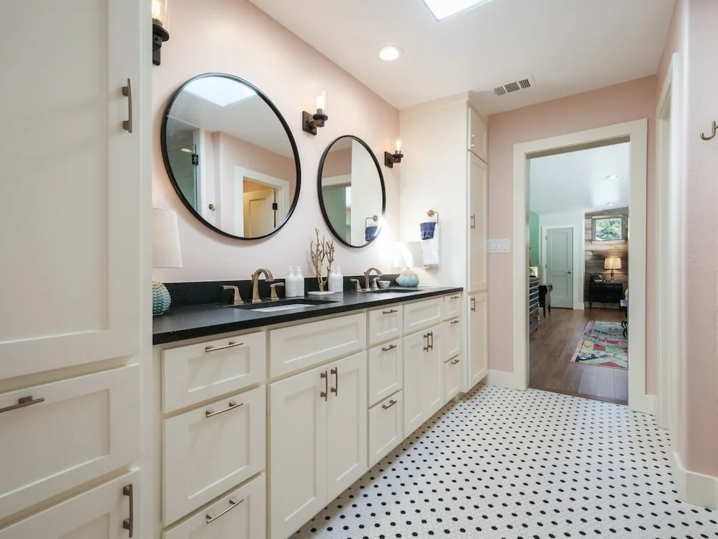 1004 Circle Drive 4 Bedroom Home