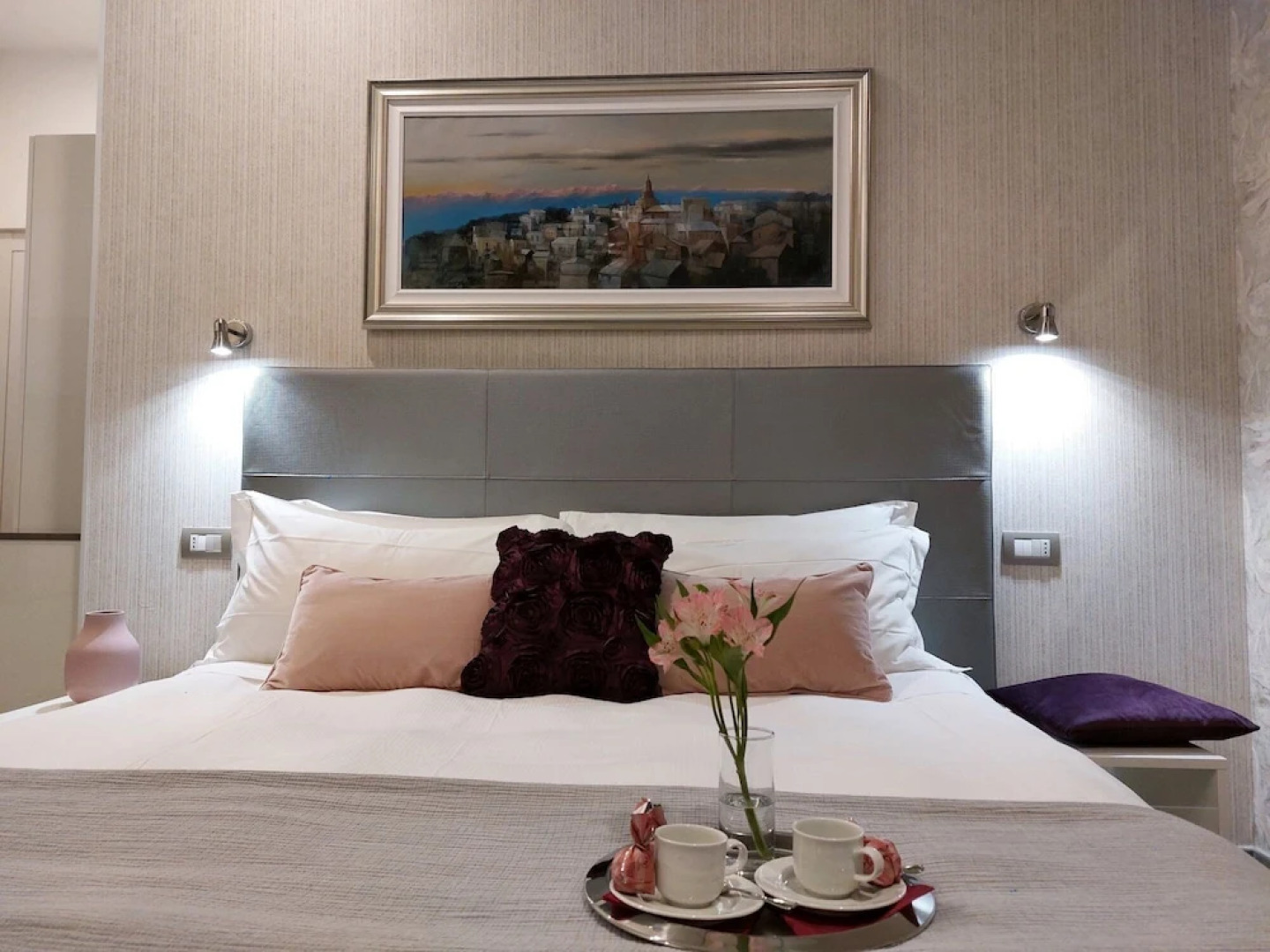 Monza City Rooms & Studios