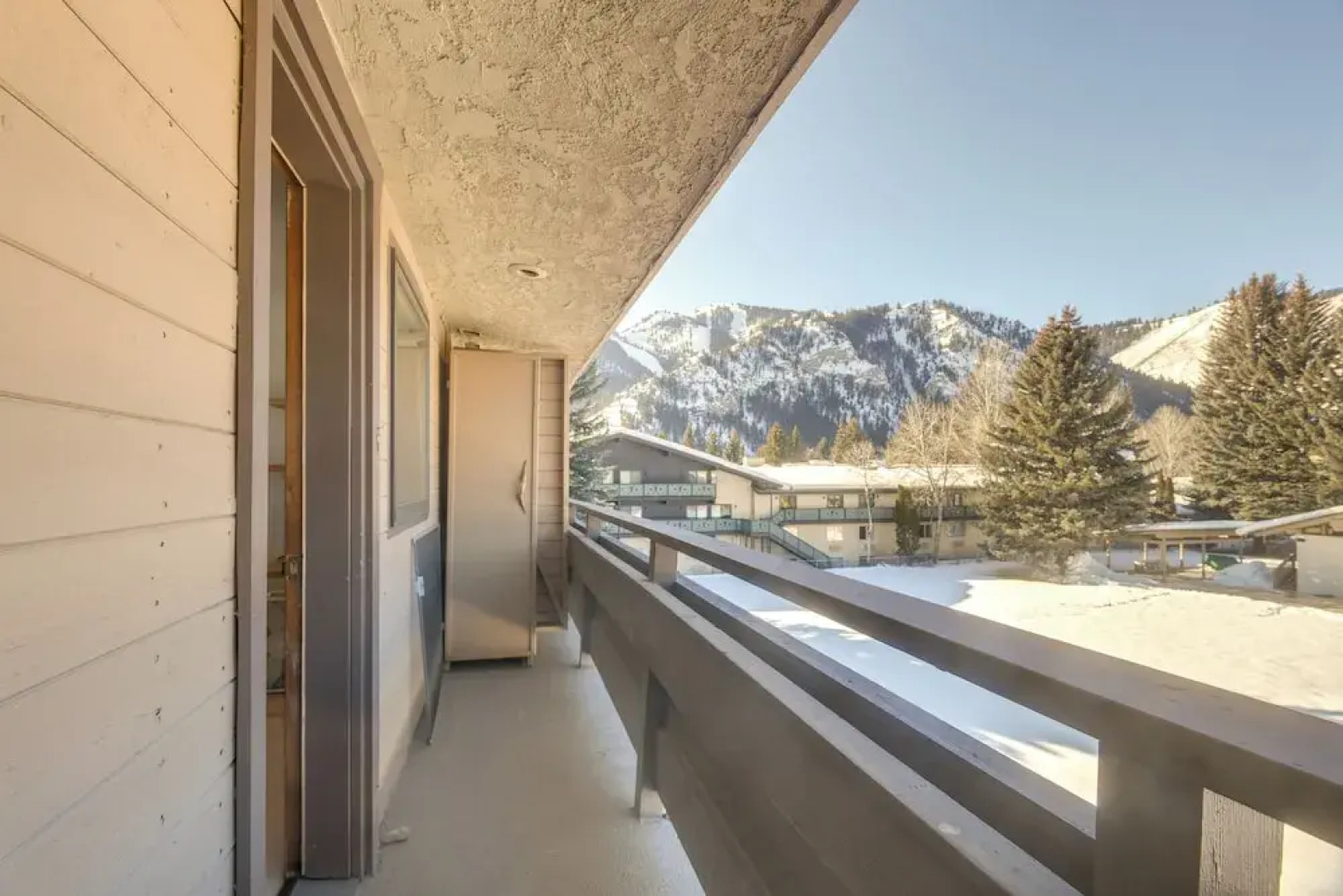 2 Mi to Sun Valley Resort: Walkable Condo!