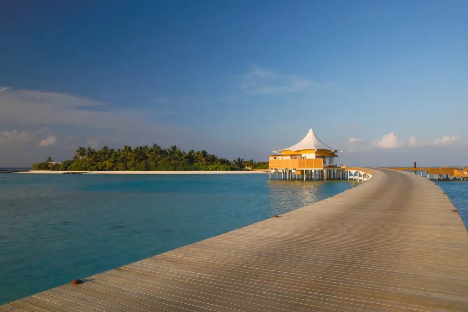 Cinnamon Hakuraa Huraa