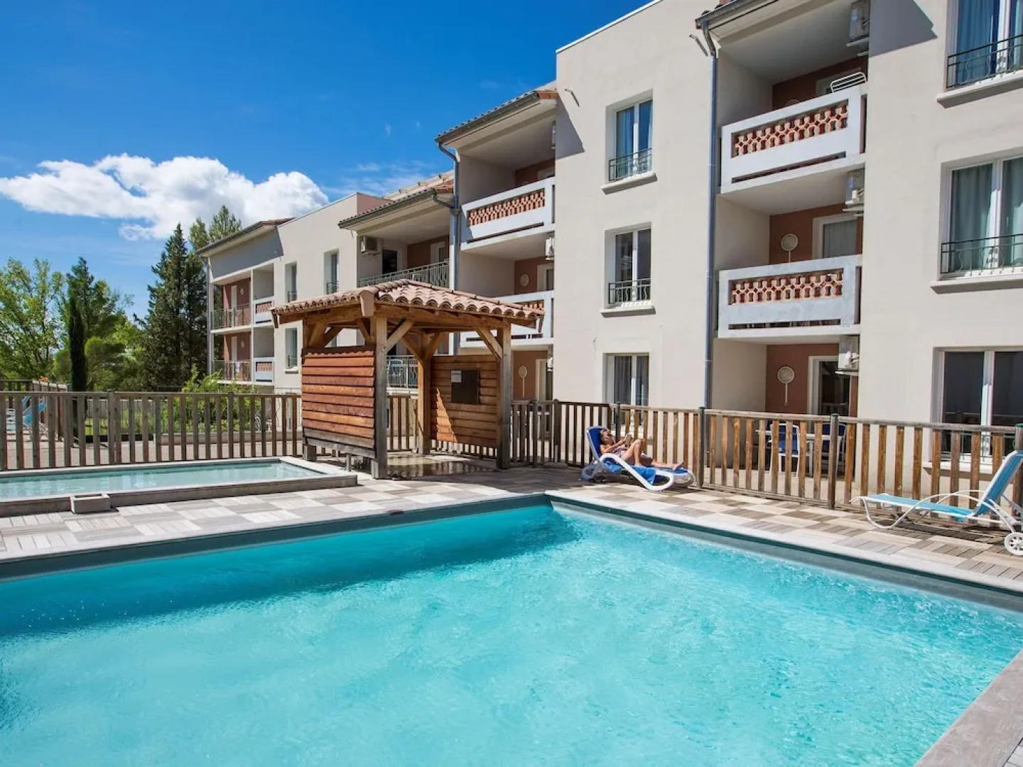 Well-kept Apartment in a Pleasant Town in the Provençe