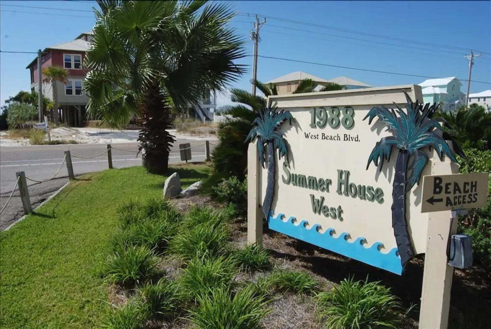 Summerhouse West A203 by RedAwning