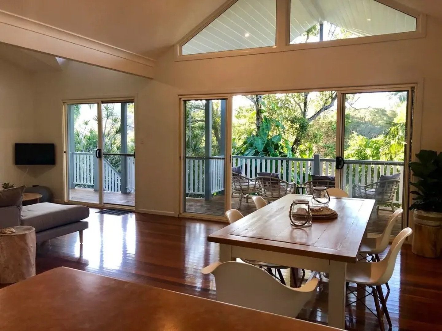 Your Coastal Treetop Escape