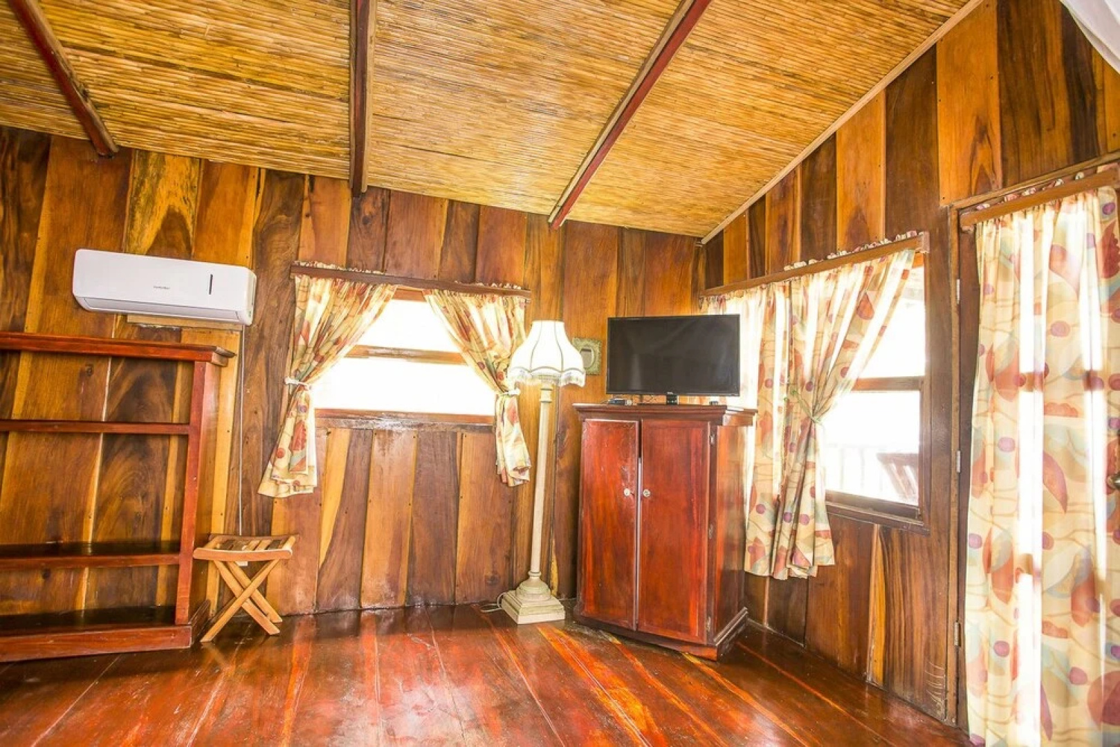 Redwood Beach Resort