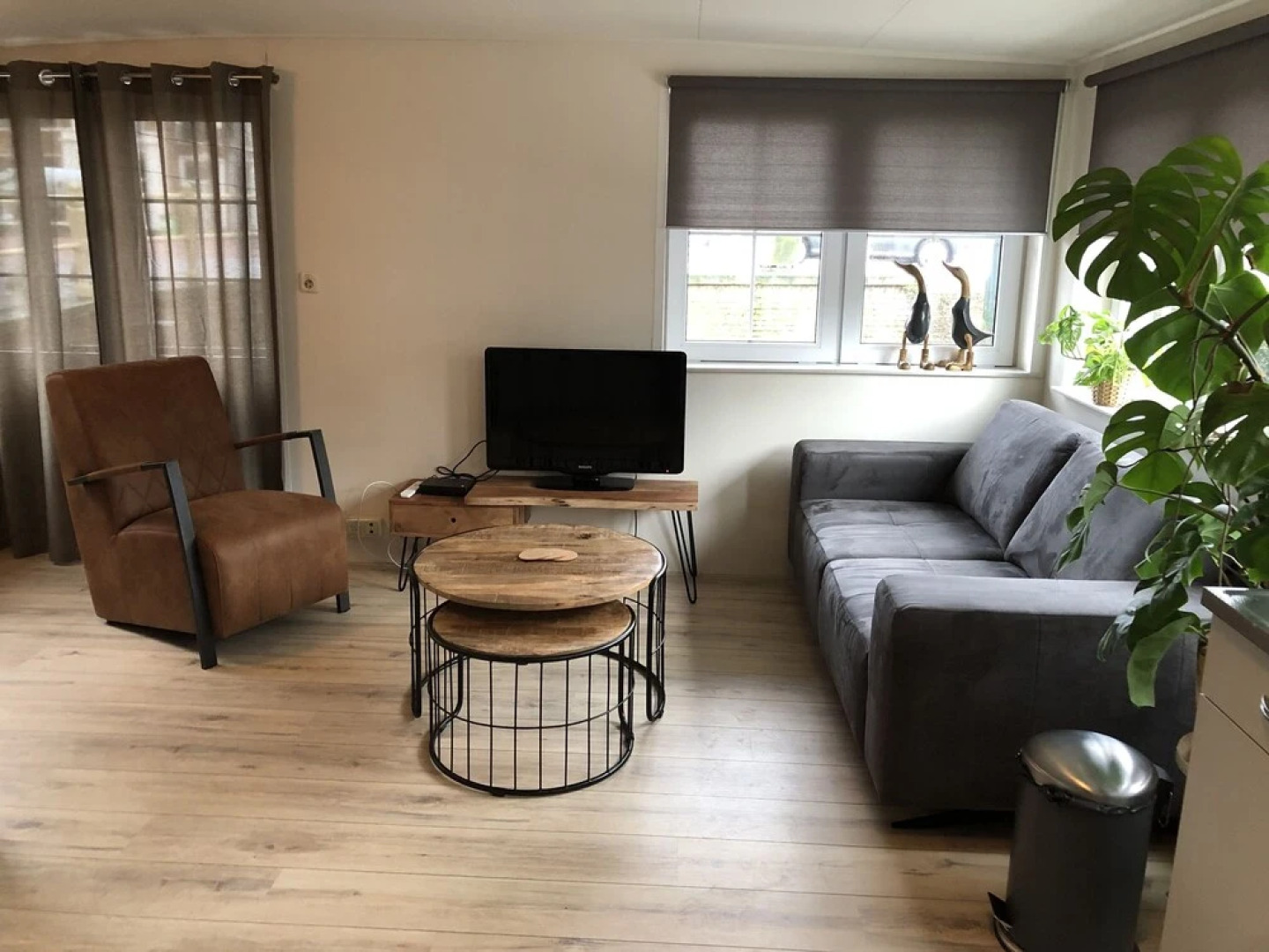 Slapen in eigentijds woonboot hotel