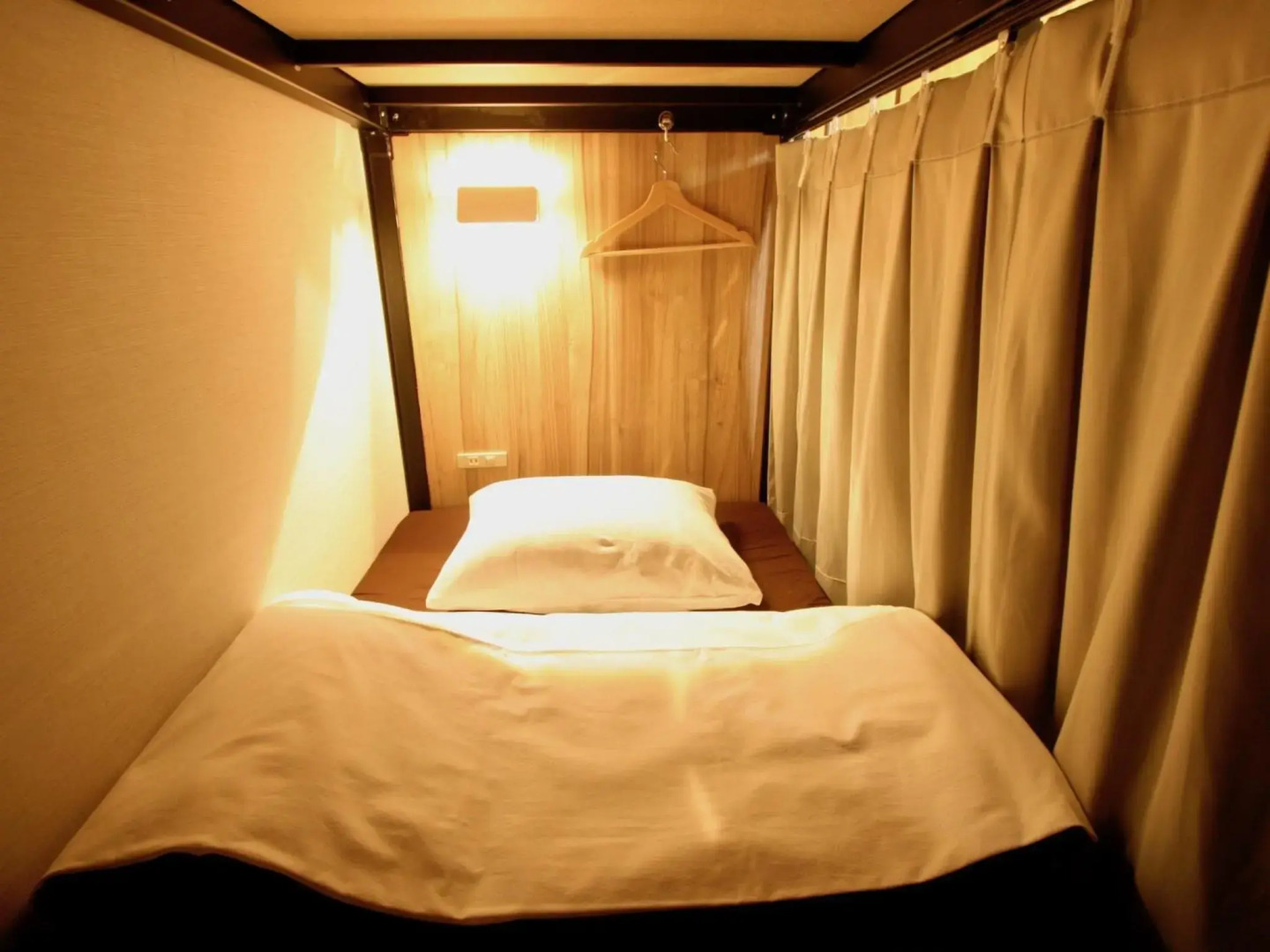 Osaka Guesthouse Nest - Hostel