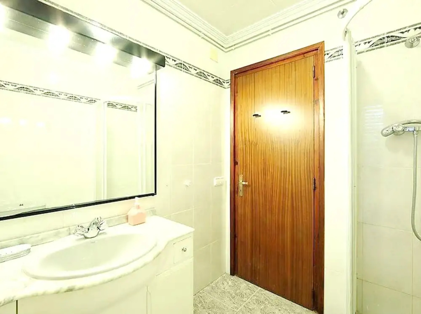 Villa With 6 Bedrooms in Canyelles, With Wonderful Mountain View, Priv