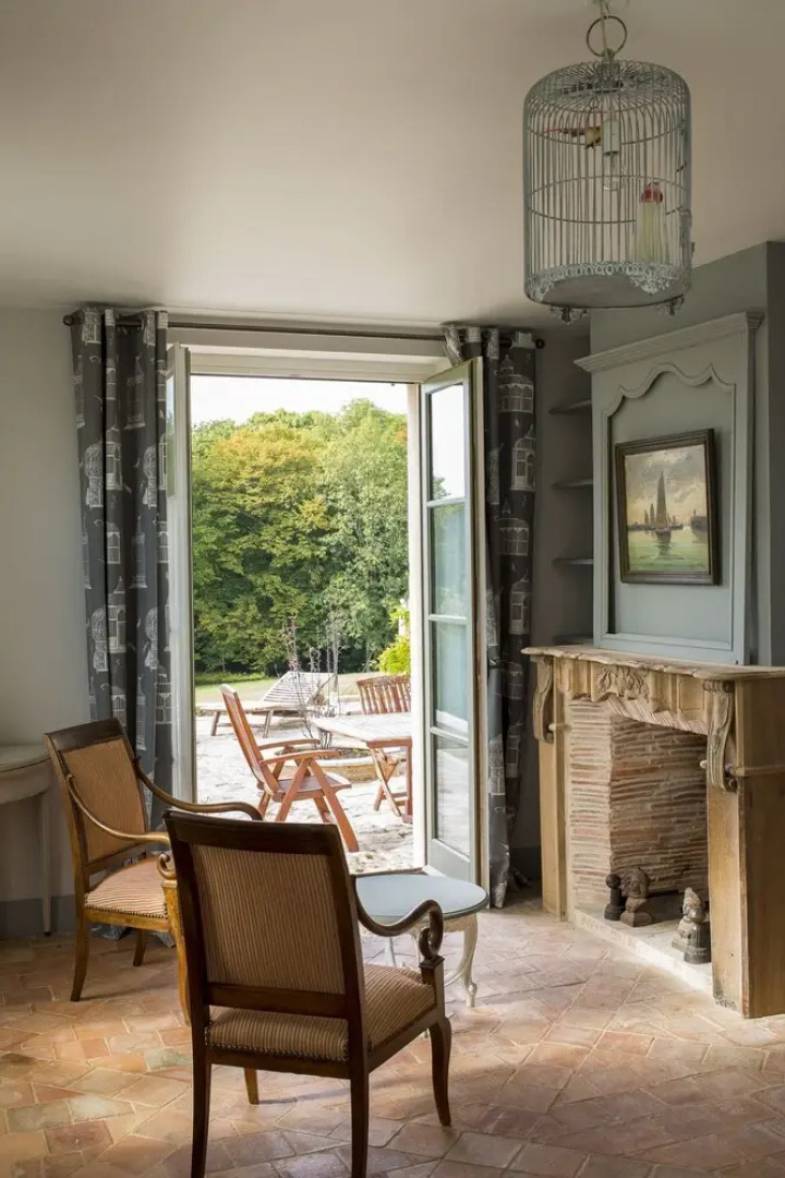 La Clairiere De La Reine Hortense